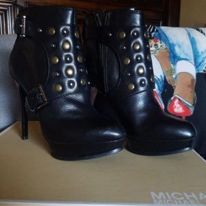 Michael Kors Leather studded booties